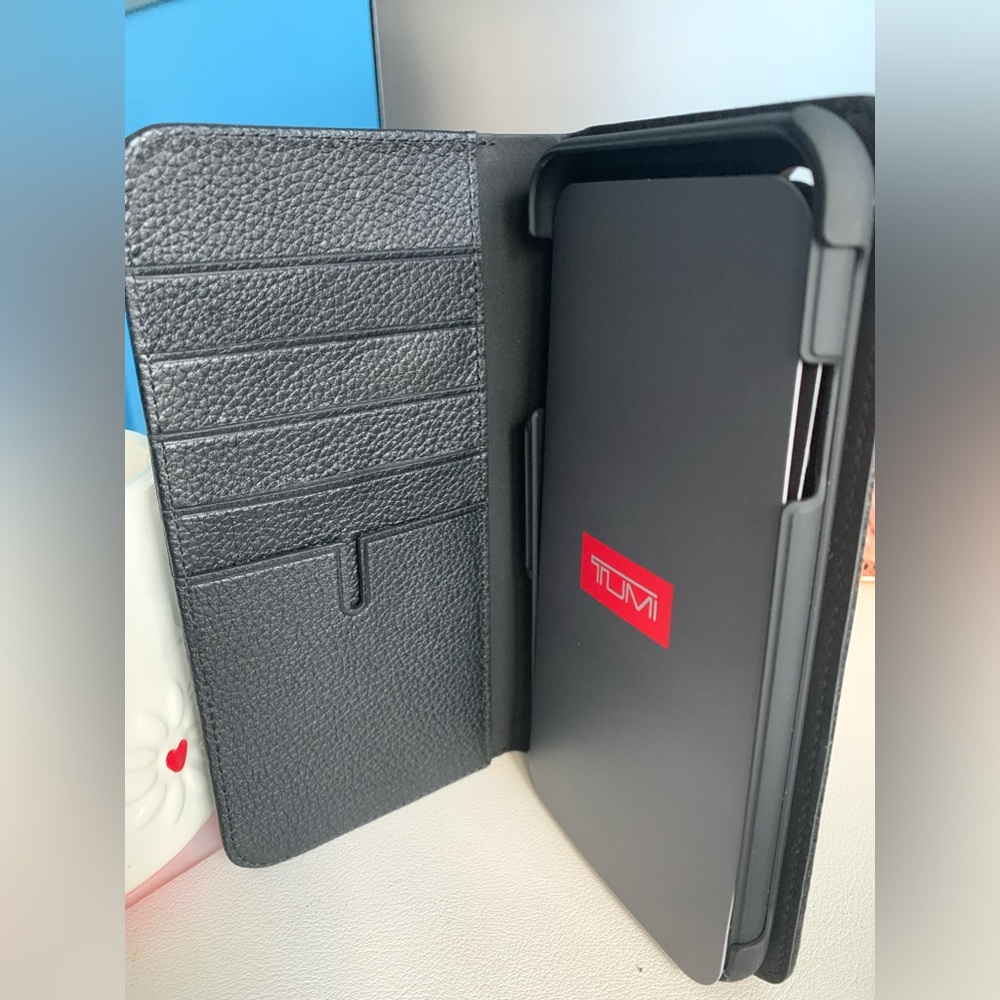 TUMI wallet folio iPhone case NEW! BLACK (magnet phone case also avail) - Picture 6 of 13